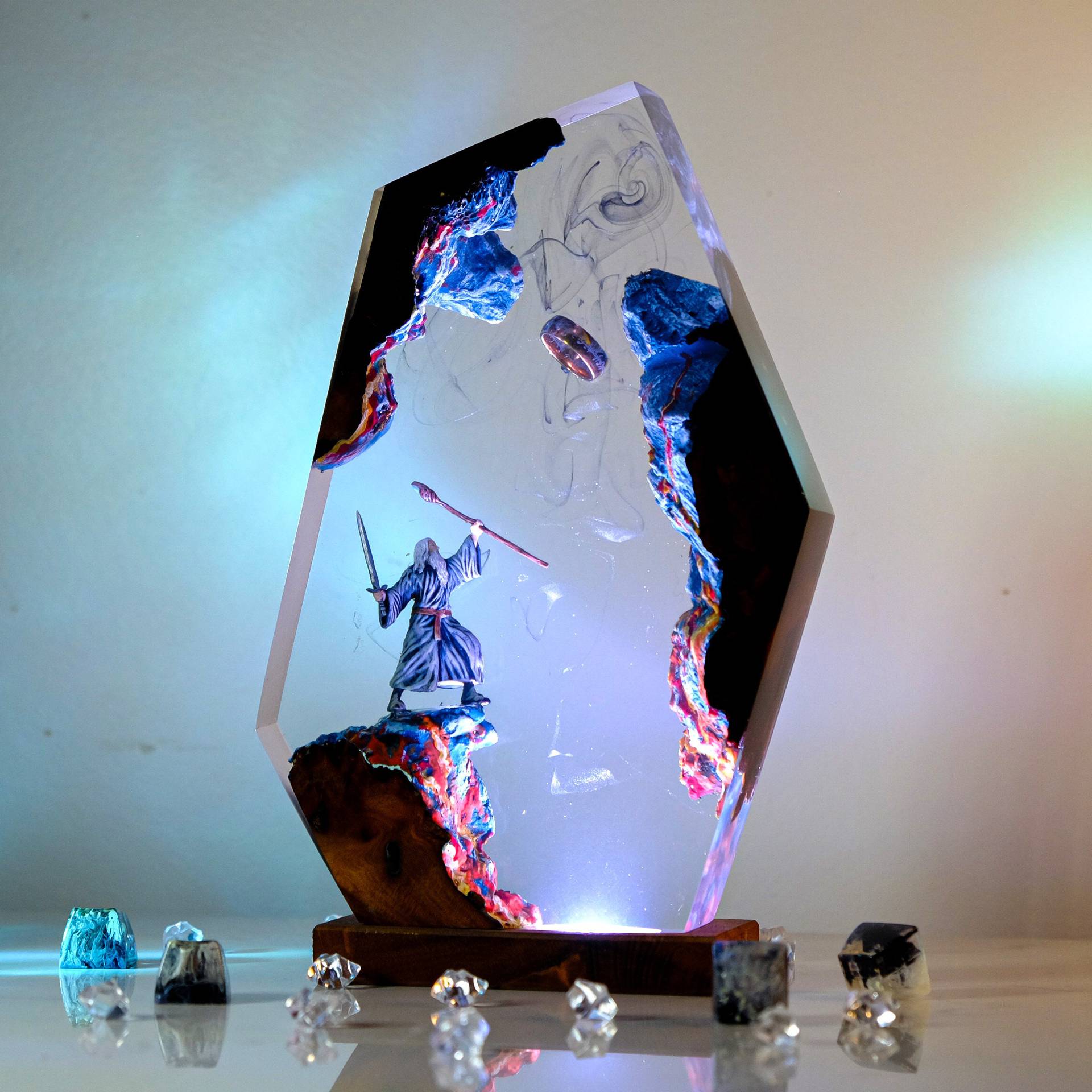 โคมไฟเรซิ่นรูปฉากภาพยนตร์ แหวน - Desk Setup Lighting บทวิจารณ์และราคา